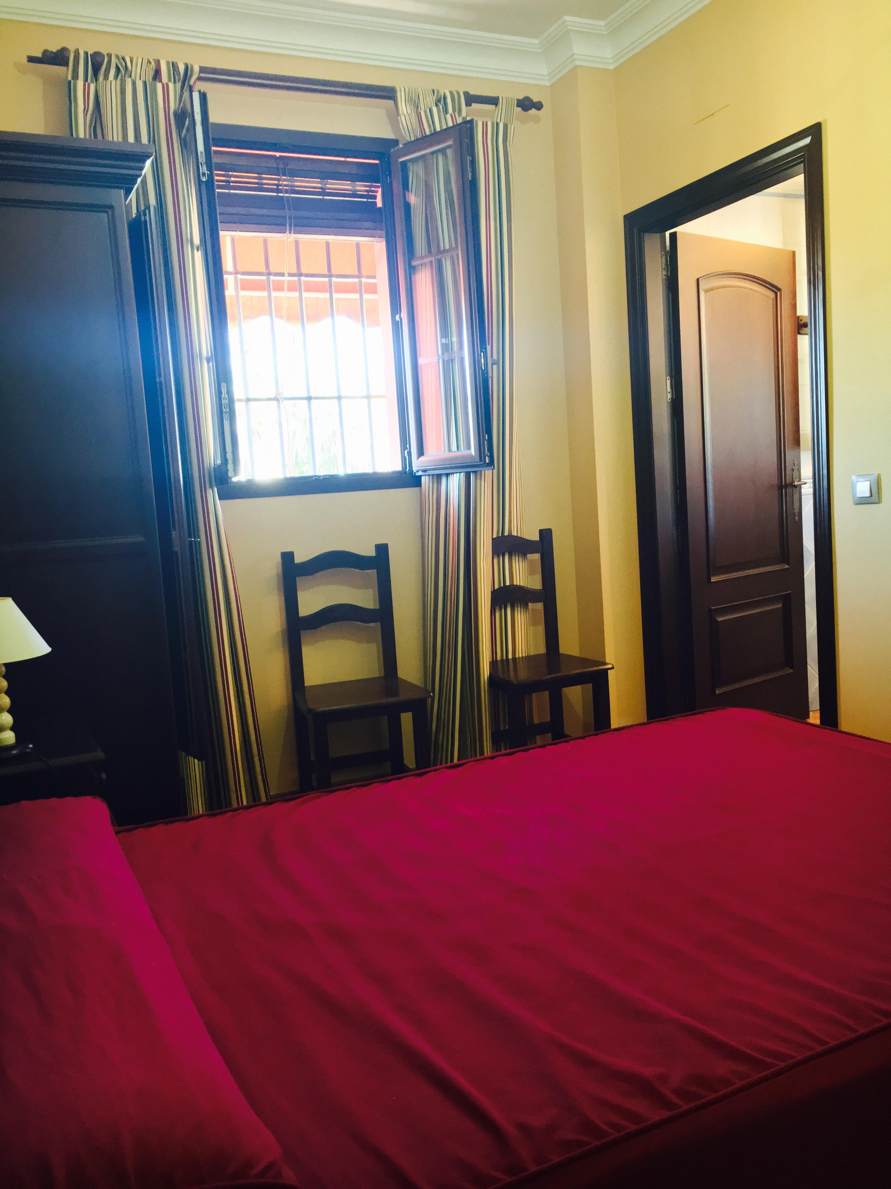 Hostal Pechi Huévar 외부 사진