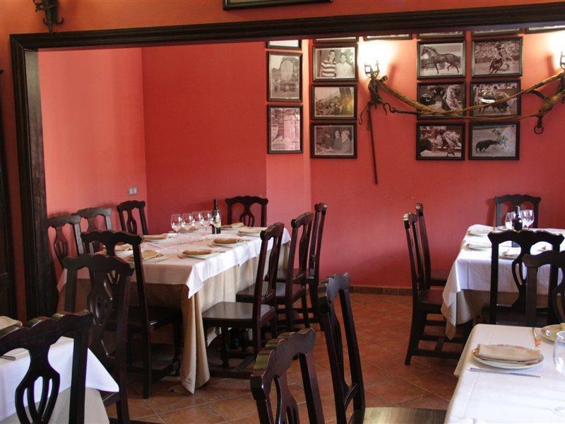 Hostal Pechi Huévar 외부 사진