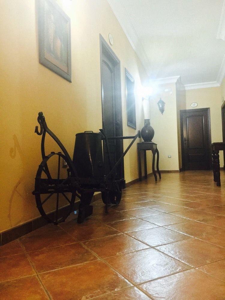 Hostal Pechi Huévar 외부 사진